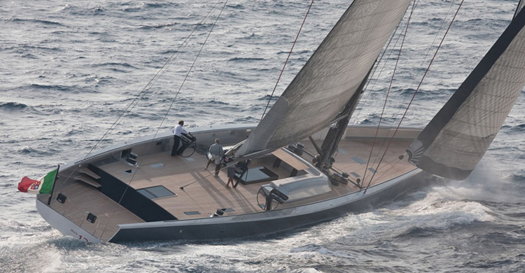 wally130-small